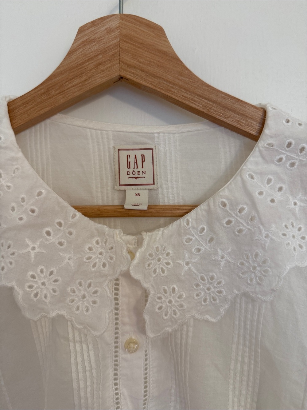 Gap x Doen White Eyelet Blouse - Picture 3 of 3